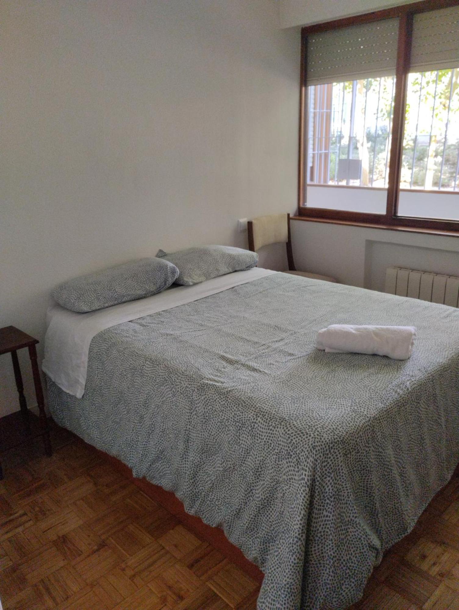 Habitacion Confort En Chamartin Madrid Exteriör bild